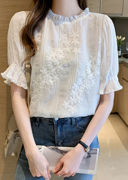 Well Tailored Shirt with a Graceful Silhouette