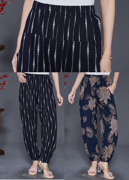 Effortlessly Elegant Pants with a Timeless Design