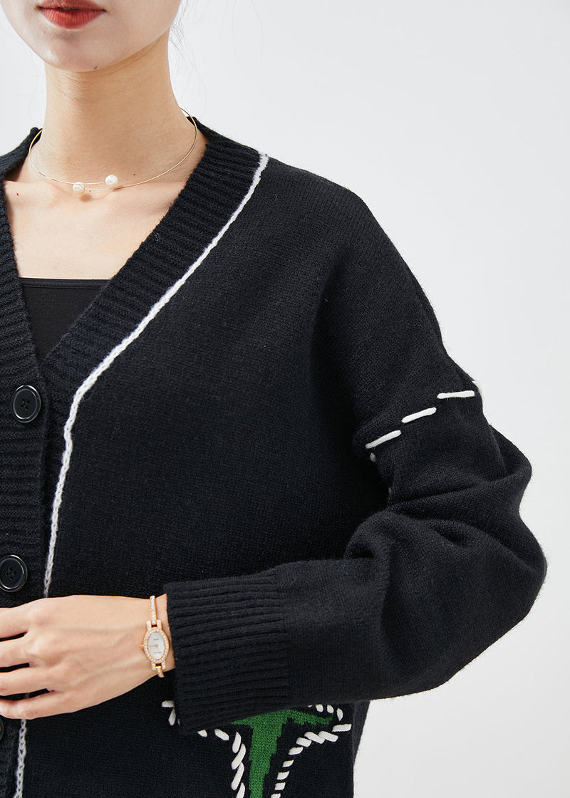 Beautifully Finished Cardigan in a Timeless Design