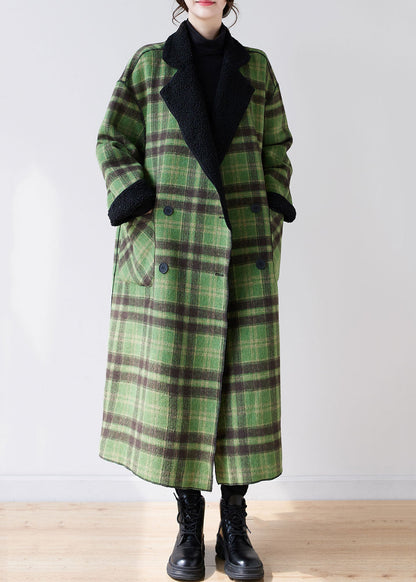 Gracefully Styled Coat for Any Occasion