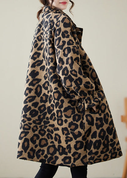 Beautifully Finished Coat in a Timeless Design
