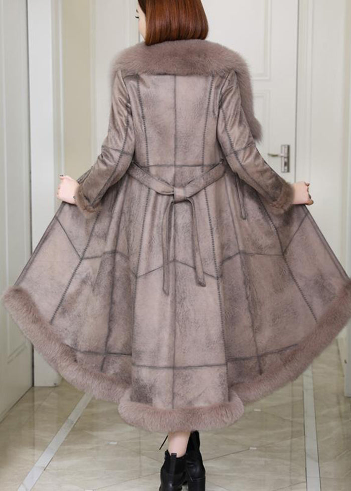 Classic Vintage Coat with a Flattering Fit