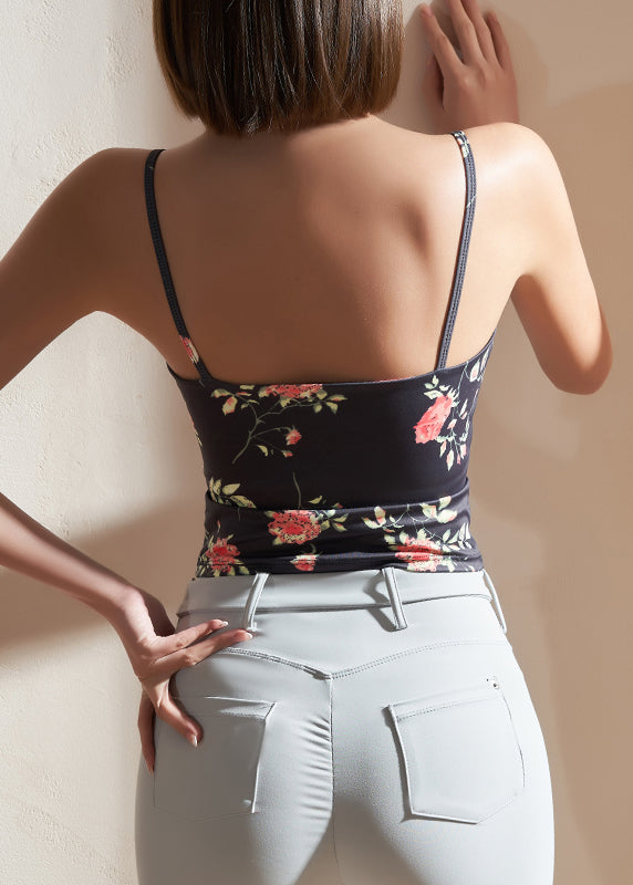Effortlessly Elegant Top with a Timeless Design