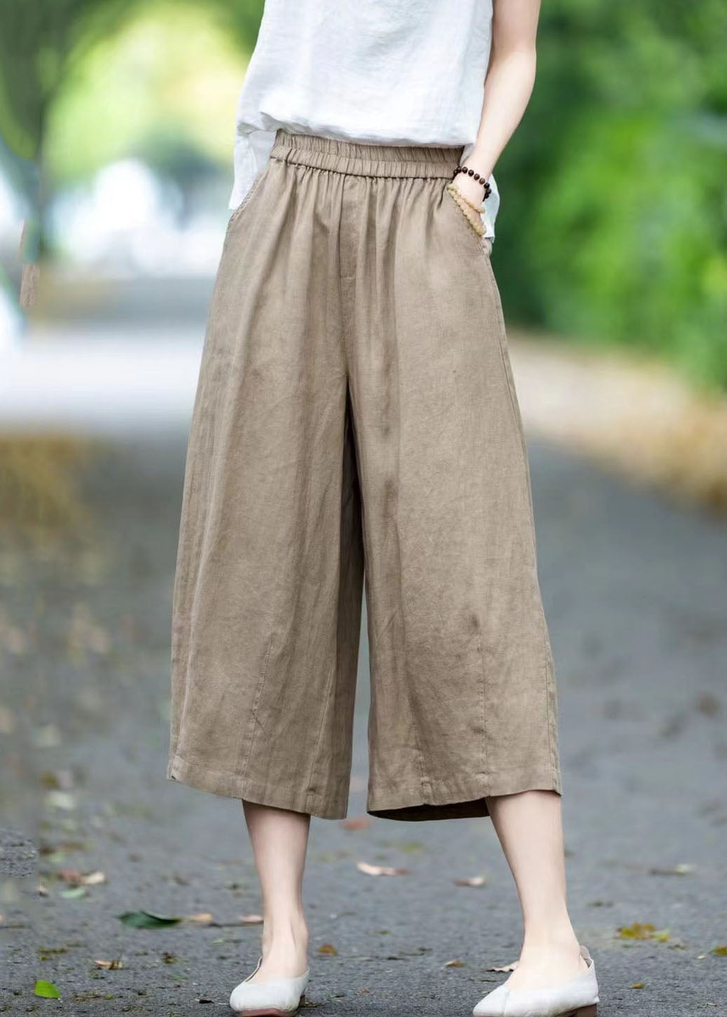 Gracefully Styled Pants for Any Occasion