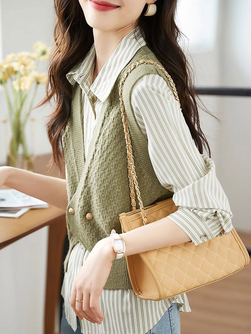 Sophisticated Shirt with a Clean Classic Look