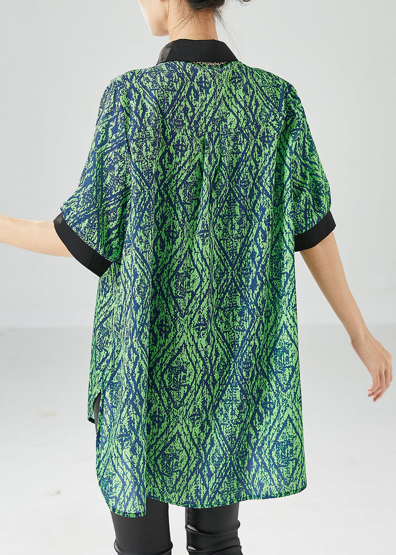 Effortlessly Elegant Top with a Timeless Design