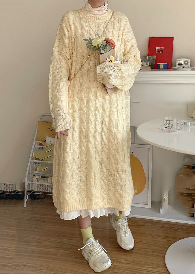 Classic Vintage Sweater with a Flattering Fit