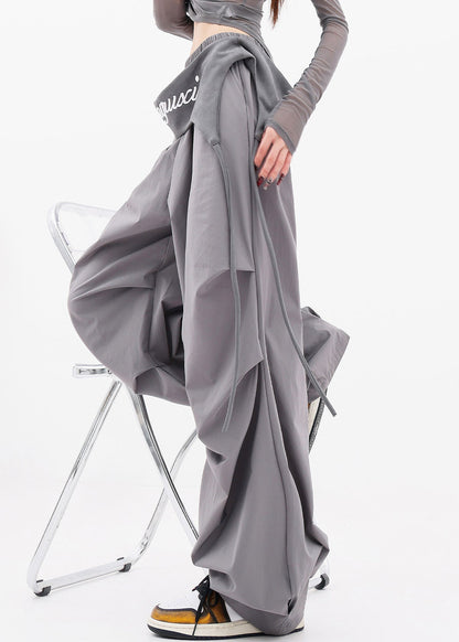 Well Tailored Pants with a Graceful Silhouette