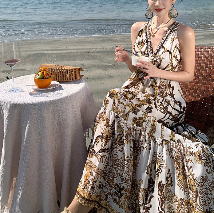 Beautifully Crafted Dress in a Classic Style