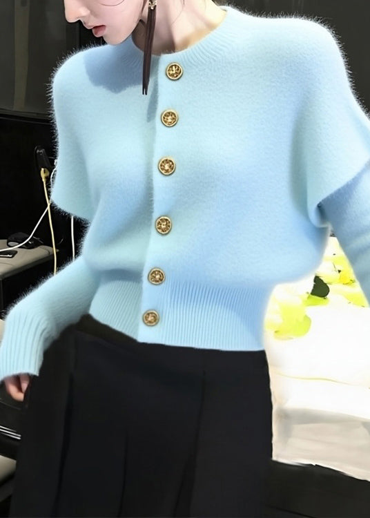 Beautifully Crafted Sweater in a Classic Style