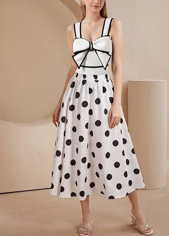 Sophisticated Garment with a Clean Classic Look