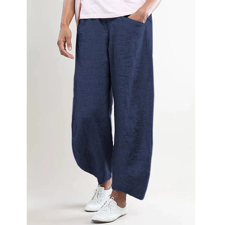 Classic Vintage Pants with a Flattering Fit