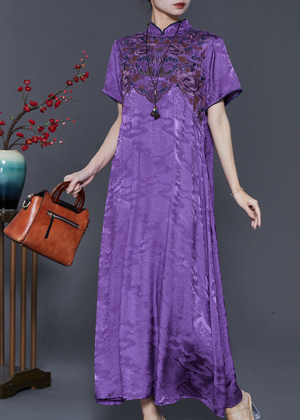 Beautifully Crafted Dress in a Classic Style