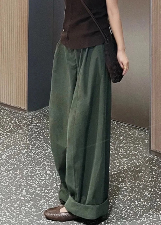 Elegantly Styled Pants for Everyday Wear