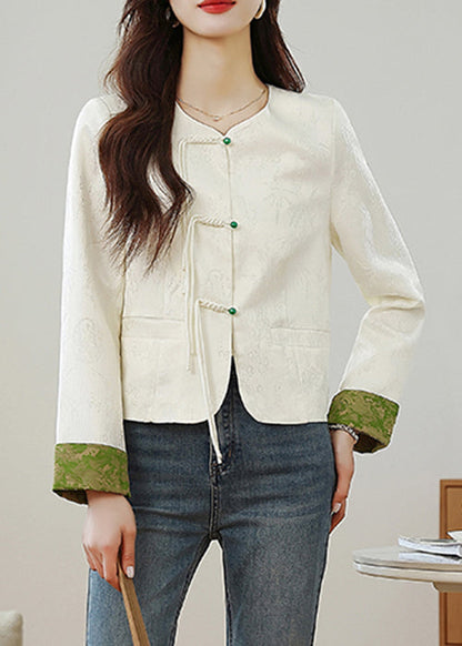 Classic Vintage Coat with a Flattering Fit