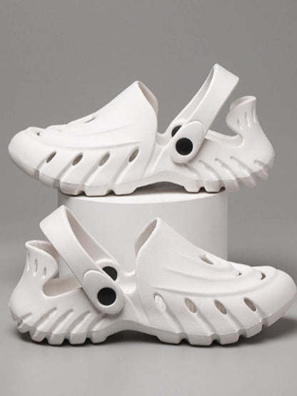 Chic Orthopedic Flats with Unique Design