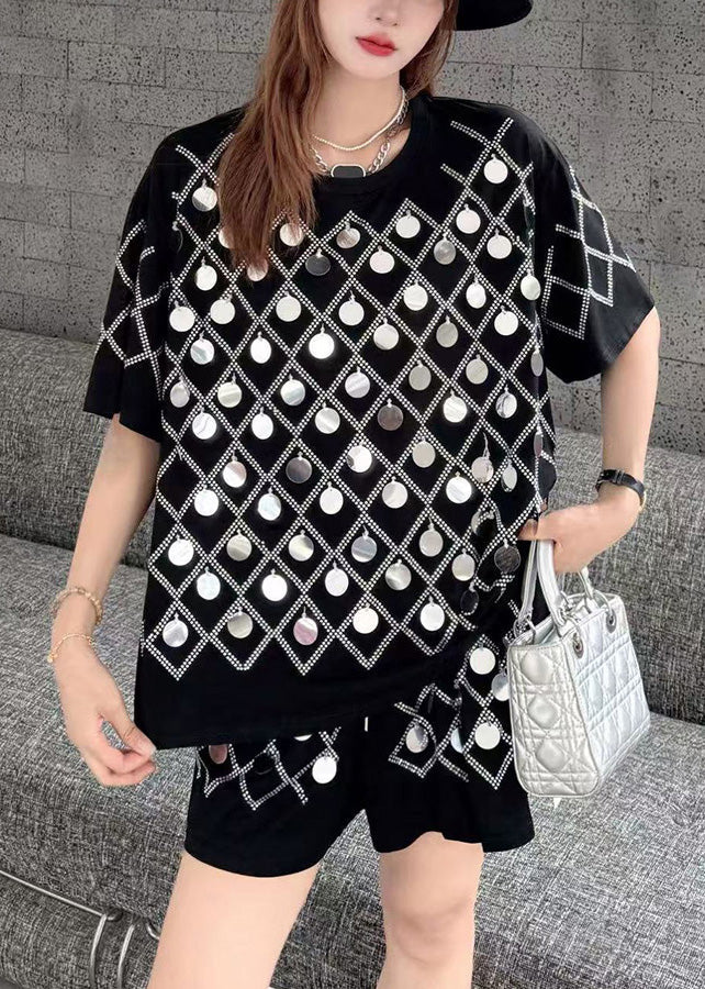 Sophisticated Garment with a Clean Classic Look
