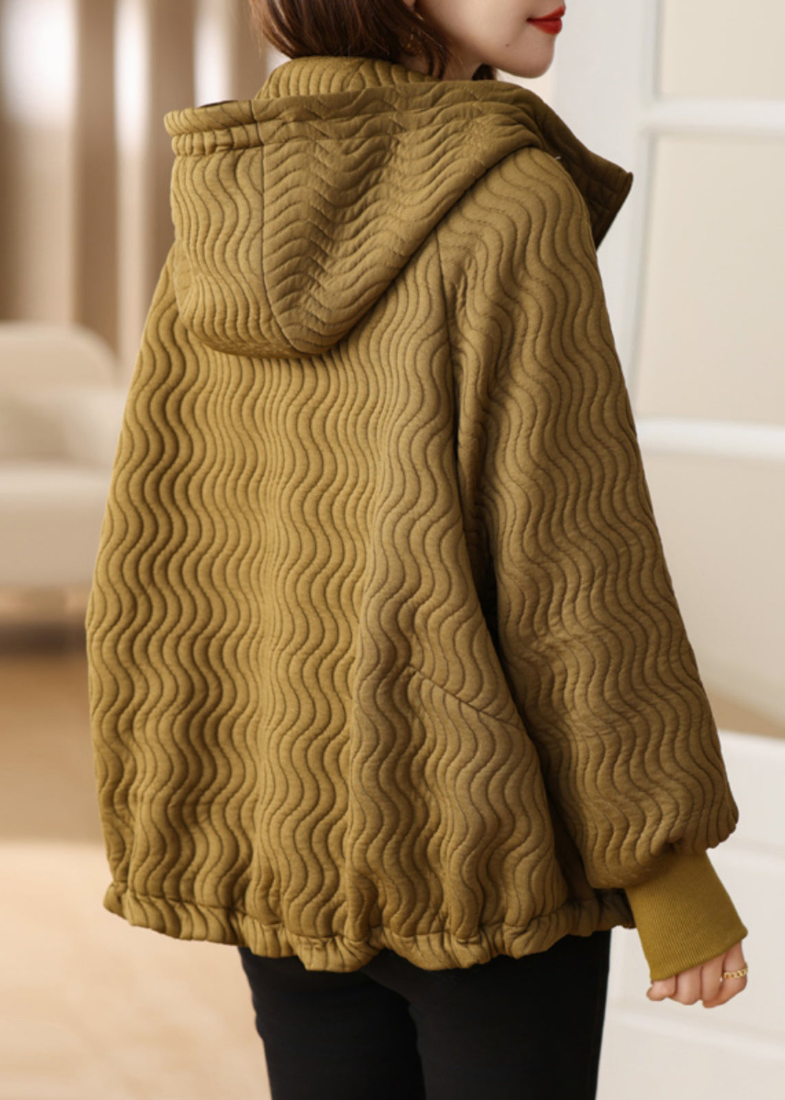 Elegantly Styled Coat for Everyday Wear