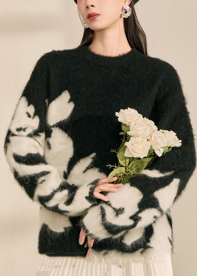 Beautifully Crafted Cardigan in a Classic Style