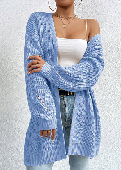 Well Tailored Cardigan with a Graceful Silhouette