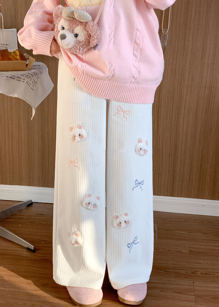 Well Tailored Pants with a Graceful Silhouette