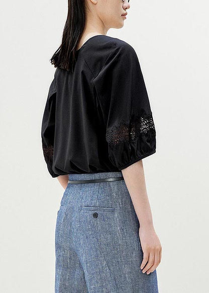 Well Tailored Blouse with a Graceful Silhouette