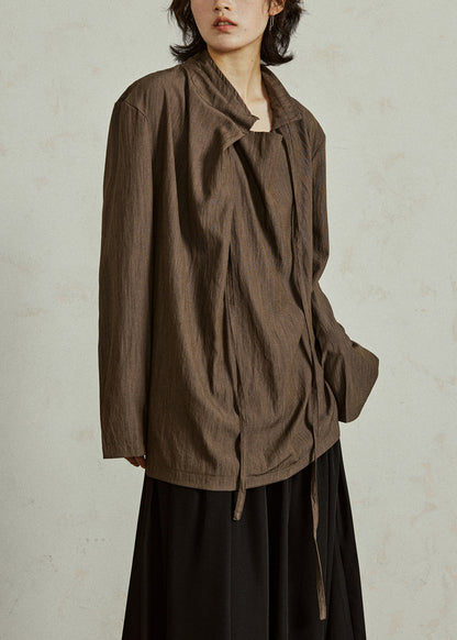 Well Tailored Blouse with a Graceful Silhouette
