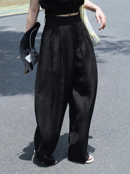 Sophisticated Trousers with a Clean Classic Look