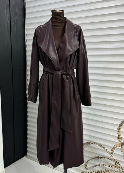 Effortlessly Elegant Coat with a Timeless Design