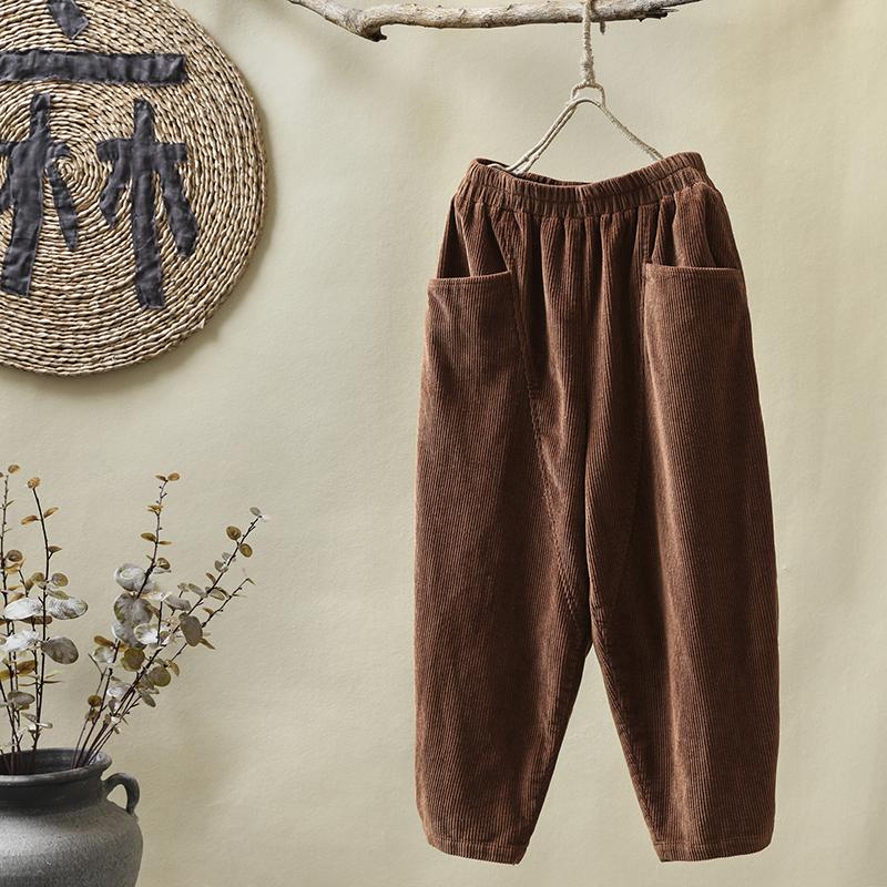 Elegantly Styled Pants for Everyday Wear