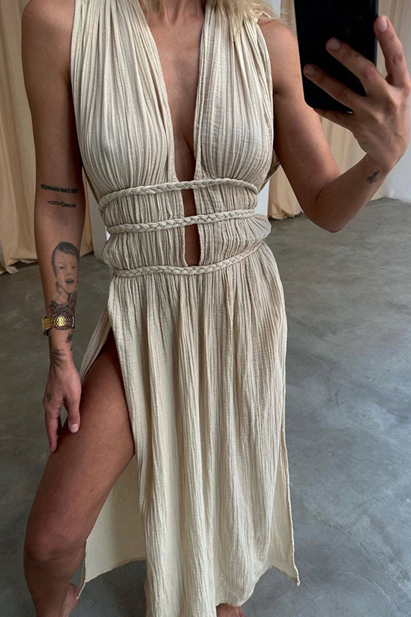 Effortlessly Elegant Dress with a Timeless Design
