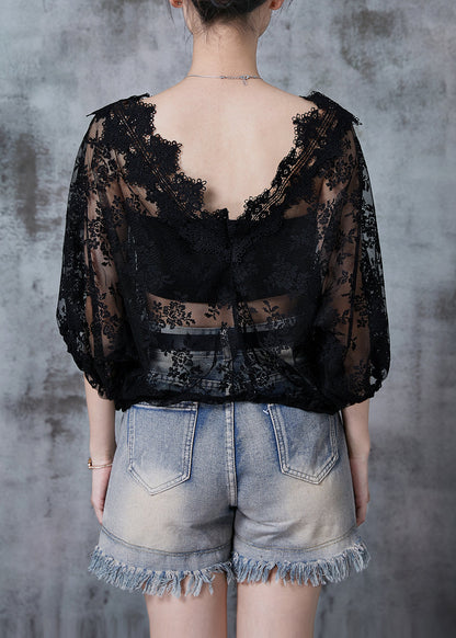 Well Tailored Blouse with a Graceful Silhouette