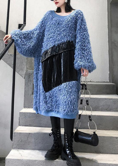 Well Tailored Sweater with a Graceful Silhouette