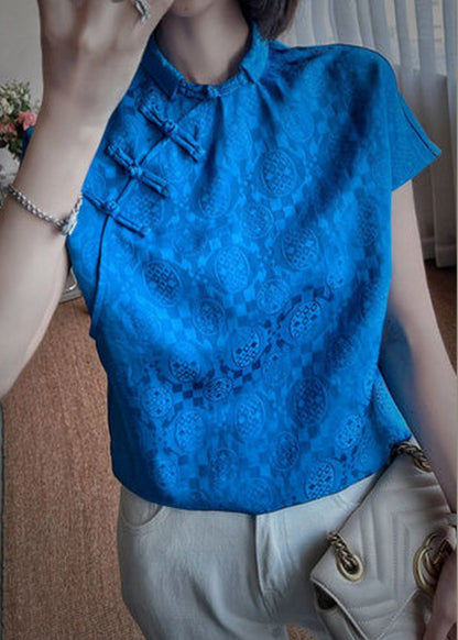 Effortlessly Elegant Shirt with a Timeless Design