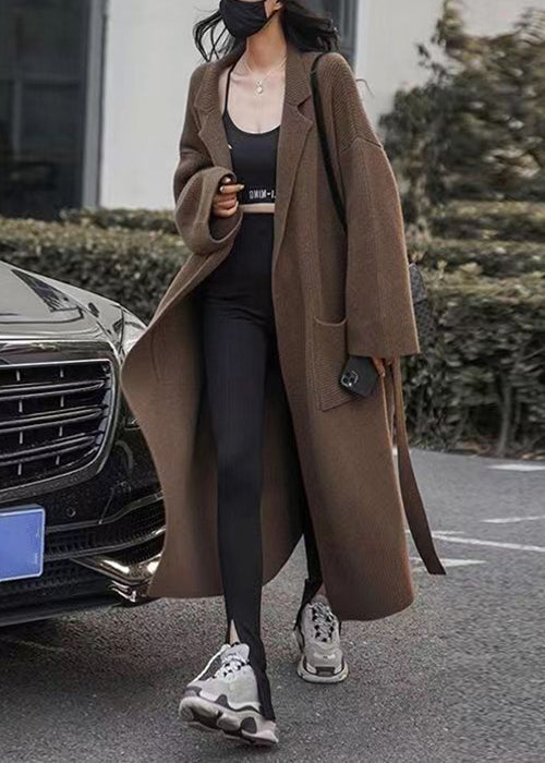 Well Tailored Coat with a Graceful Silhouette