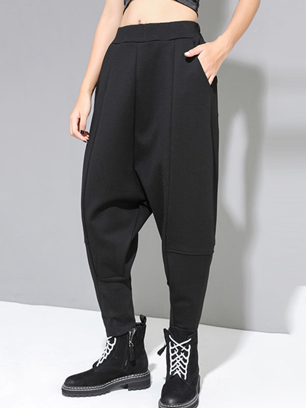Effortlessly Elegant Pants with a Timeless Design