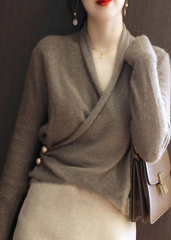 Beautifully Finished Sweater in a Timeless Design