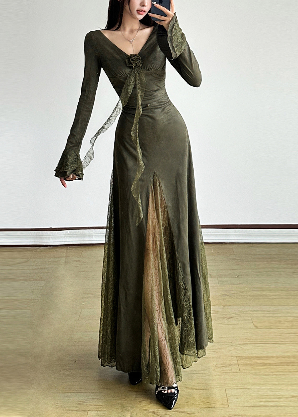 Elegantly Styled Dress for Everyday Wear
