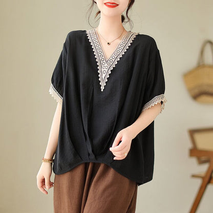 Effortlessly Elegant T-Shirt with a Timeless Design