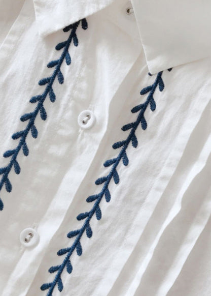 Effortlessly Elegant Shirt with a Timeless Design