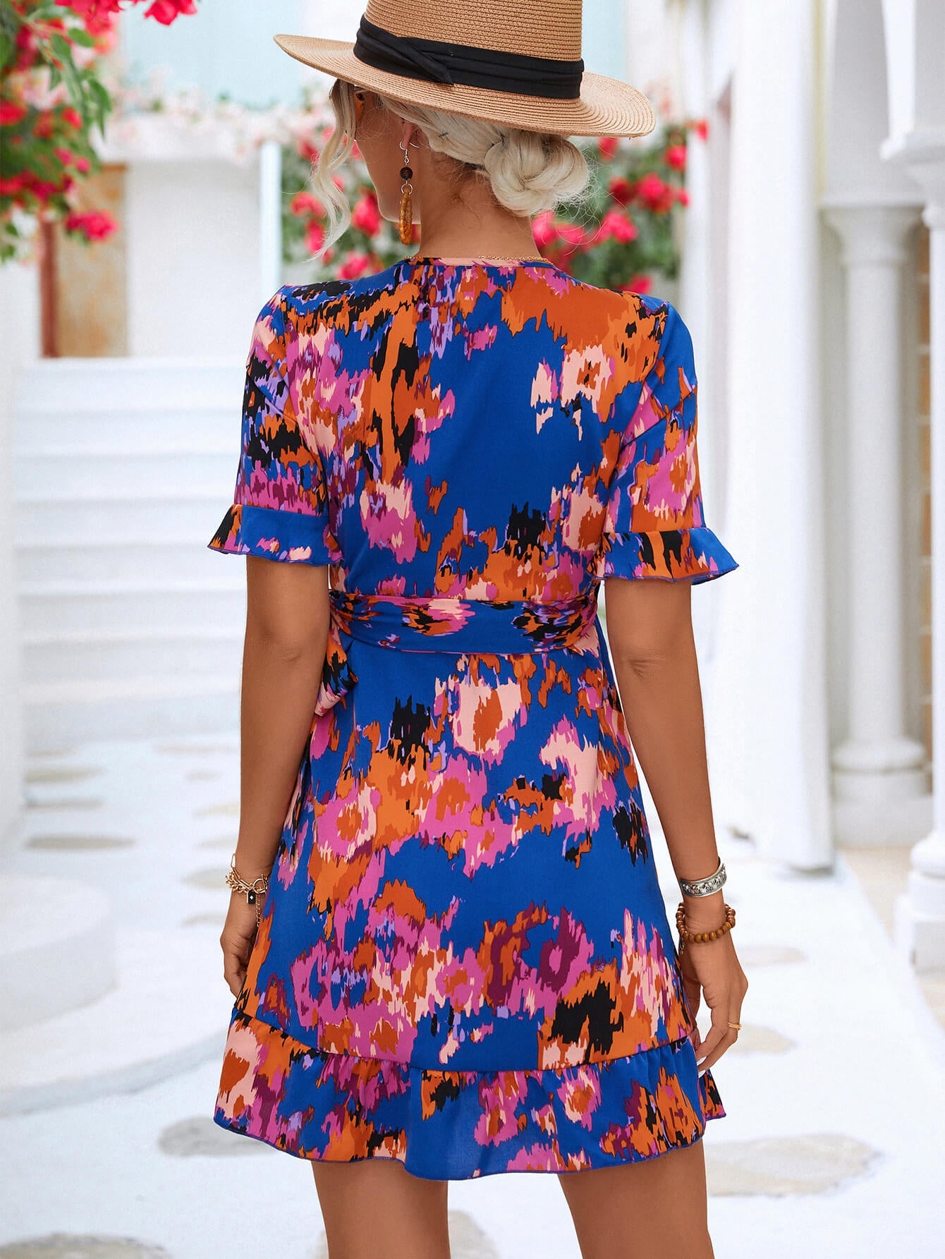 Sophisticated Dress with a Clean Classic Look