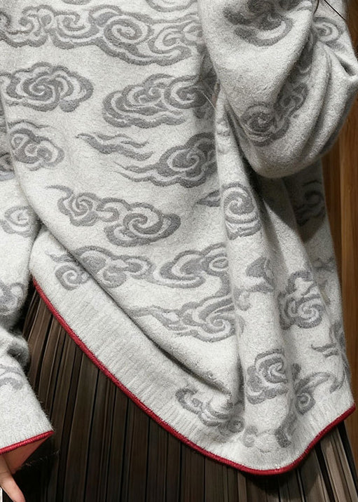 Classic Vintage Sweater with a Flattering Fit