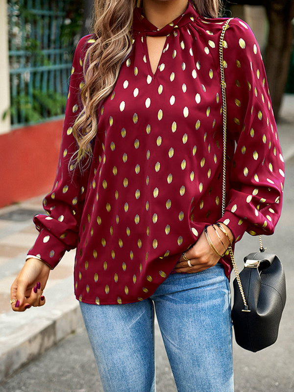 Sophisticated Blouse with a Clean Classic Look