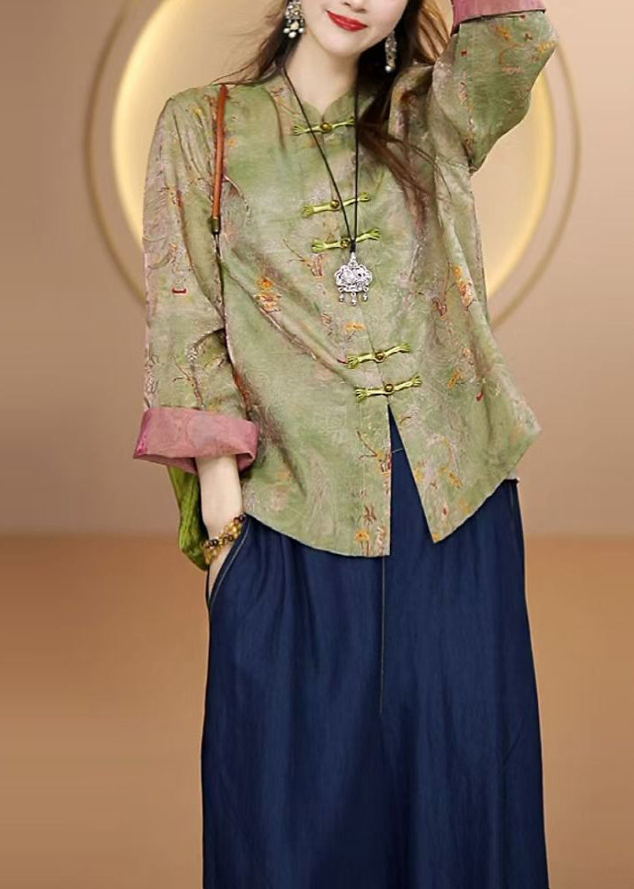 Beautifully Finished Cardigan in a Timeless Design