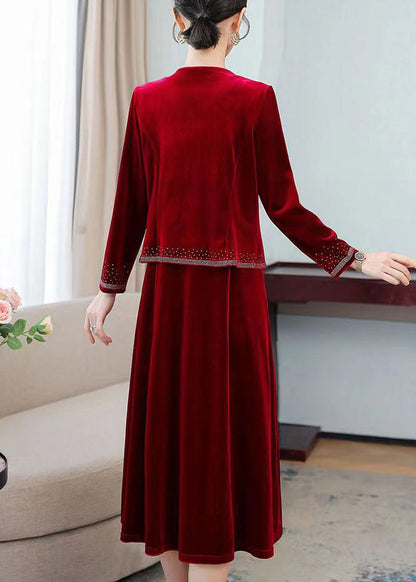 Well Tailored Dress with a Graceful Silhouette
