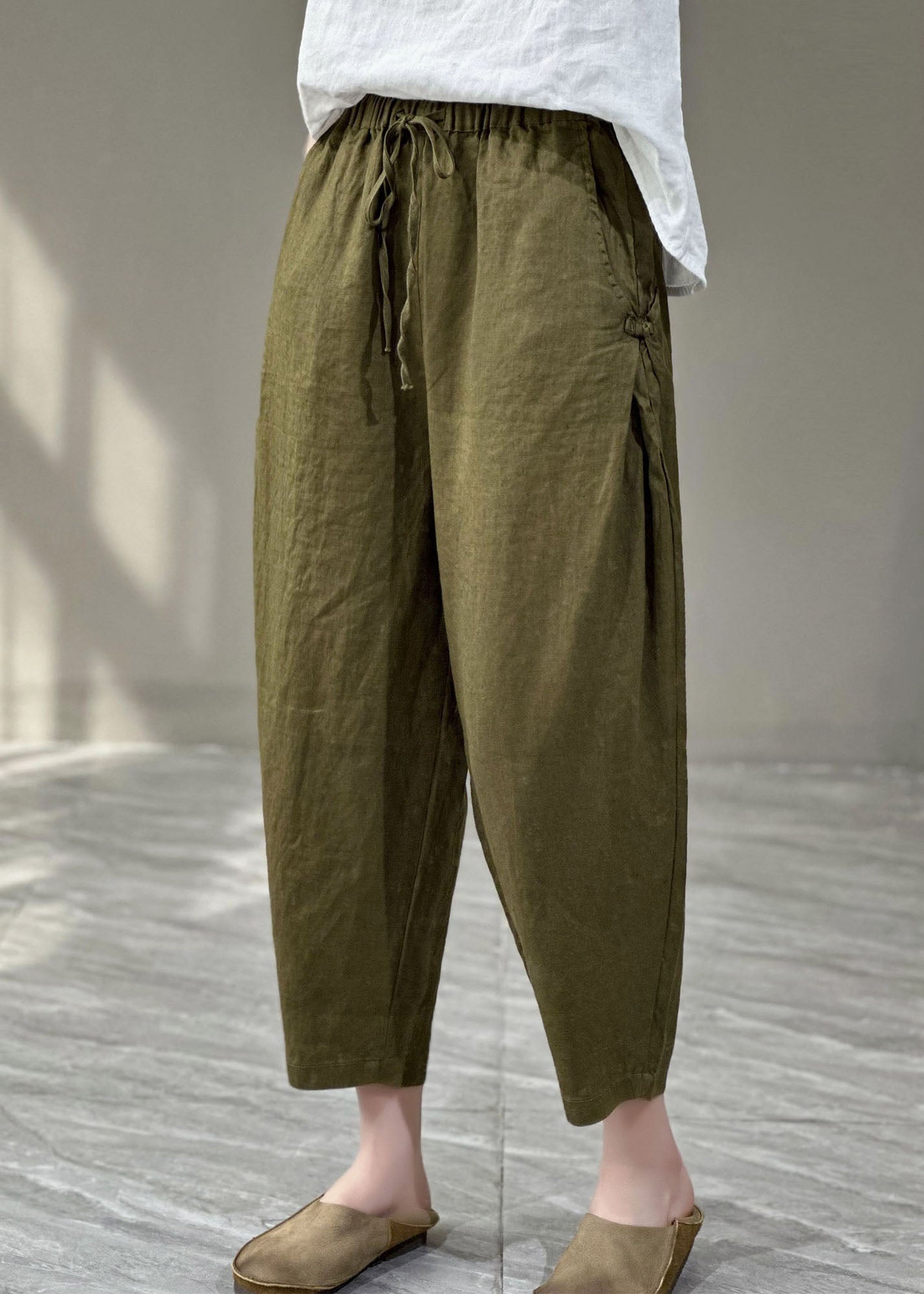 Gracefully Styled Pants for Any Occasion
