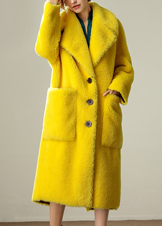 Sophisticated Coat with a Clean Classic Look