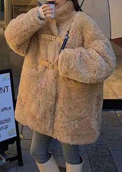 Gracefully Styled Jacket for Any Occasion