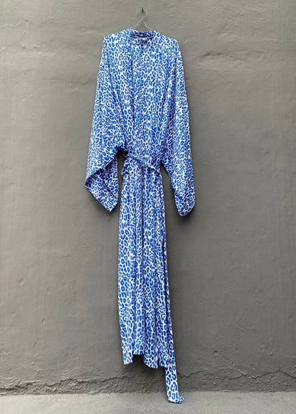 Gracefully Styled Cardigan for Any Occasion