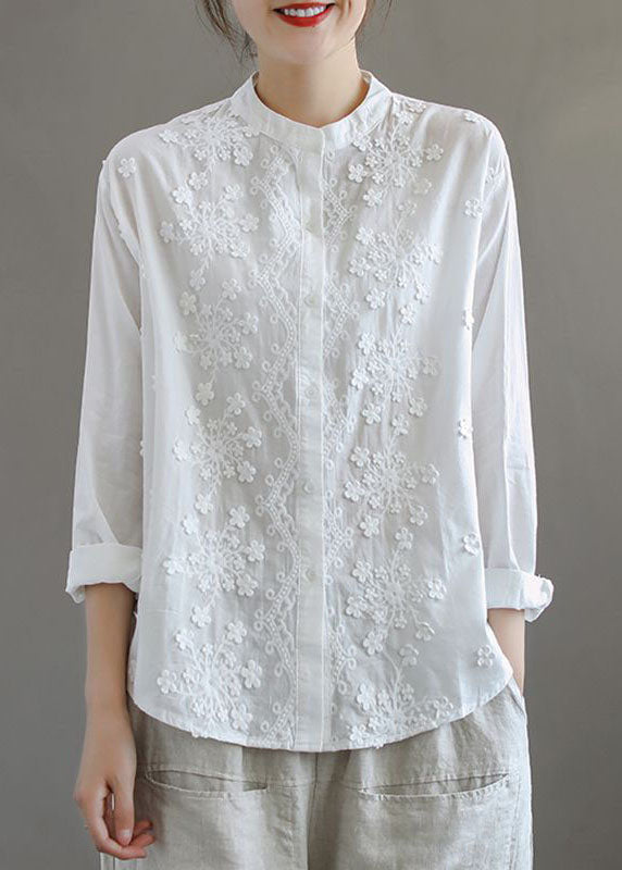 Beautifully Crafted Blouse in a Classic Style